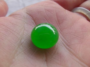 ろうかん翡翠ルース