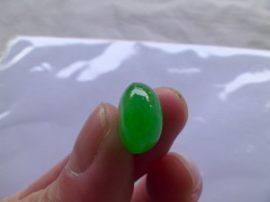 ろうかん翡翠ルース