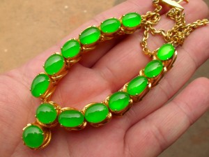 高級翡翠ネックレス