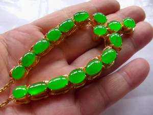 高級翡翠ネックレス