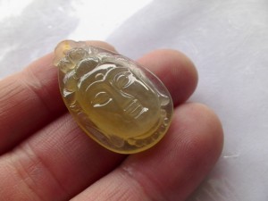 翡翠カービング