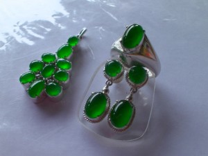 ろうかん翡翠ルース