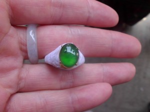 ろうかん翡翠ルース