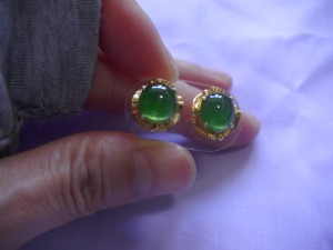 ろうかん翡翠ピアス