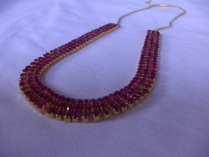 非加熱ルビーネックレス