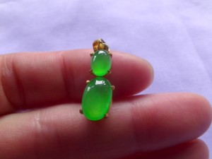 ろうかん翡翠ルース