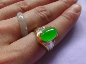 ろうかん翡翠ルース