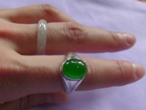 ろうかん翡翠ルース