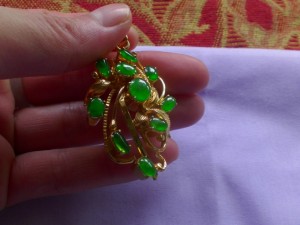 ろうかん翡翠ペンダント