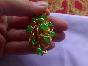 ろうかん翡翠ペンダント