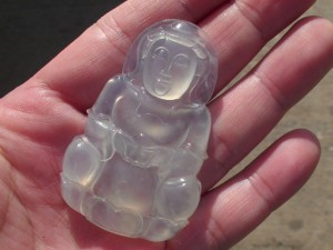 氷翡翠カービング