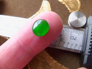 ろうかん翡翠ルース