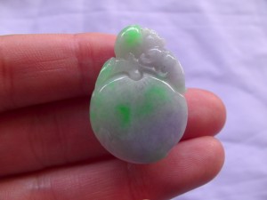 翡翠カービング