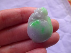 翡翠カービング