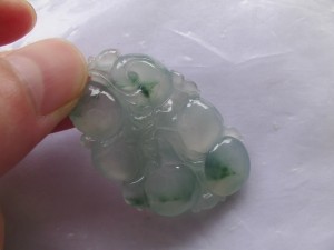 翡翠カービング