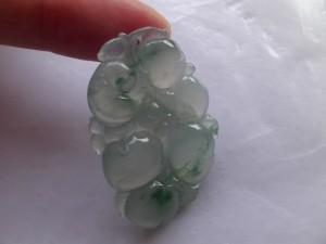 翡翠カービング