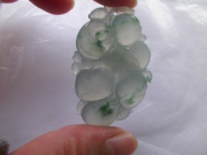 翡翠カービング