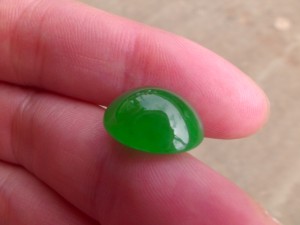 ろうかん翡翠ルース