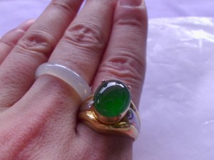 ろうかん翡翠ルース