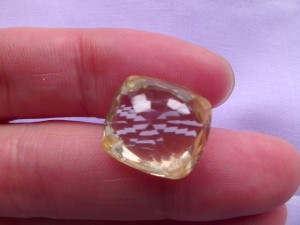 非加熱イエローサファイア