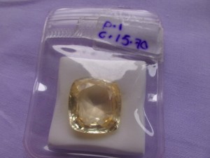 非加熱イエローサファイア