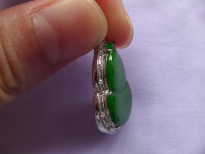 翡翠カービング