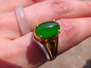 ろうかん翡翠ルース