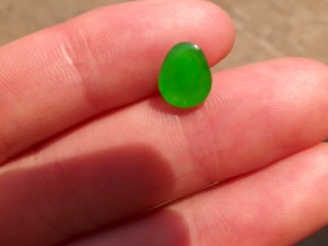 ろうかん翡翠ルース