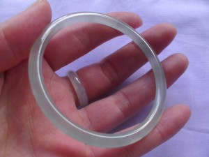 プリンセスアイスバングル