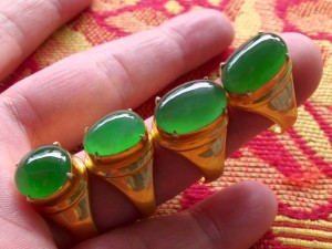 ろうかん翡翠ルース