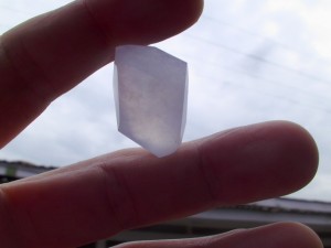 ラベンダー翡翠原石