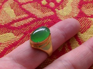 ろうかん翡翠ルース