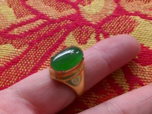 ろうかん翡翠ルース