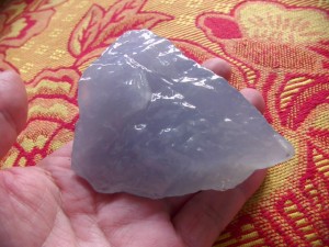 ラベンダー翡翠原石