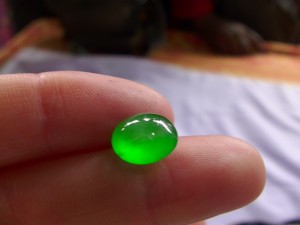 ろうかん翡翠ルース
