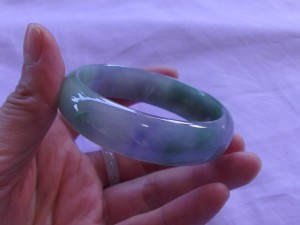 ラベンダー翡翠バングル