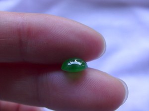 ろうかん翡翠ルース