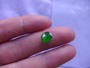 ろうかん翡翠ルース