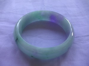 天然翡翠バングル