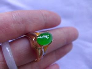 ろうかん翡翠ルース