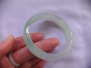 高級氷翡翠バングル　絶対麗℃　