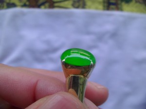 ろうかん翡翠ルース