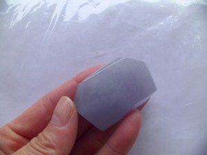 ラベンダー翡翠原石