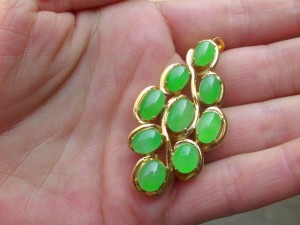 翡翠ペンダント