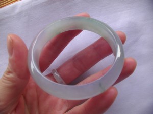 翡翠バングル