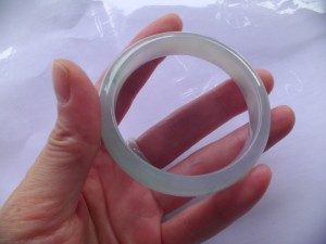翡翠バングル