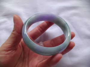 翡翠バングル