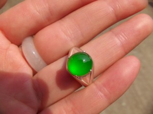 ろうかん翡翠ルース