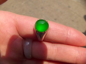 ろうかん翡翠ルース