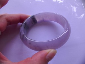 翡翠バングル